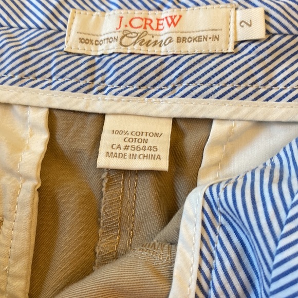 J. CREW shorts Women’s size 2 Chino Broken In Model. Khaki. EUC - Picture 2 of 8